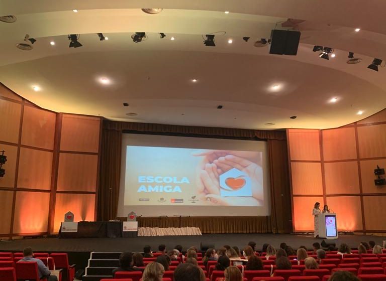 Escolas do Concelho recebem selo “Amiga da Criança” Escolas do Concelho recebem selo “Amiga da Criança”